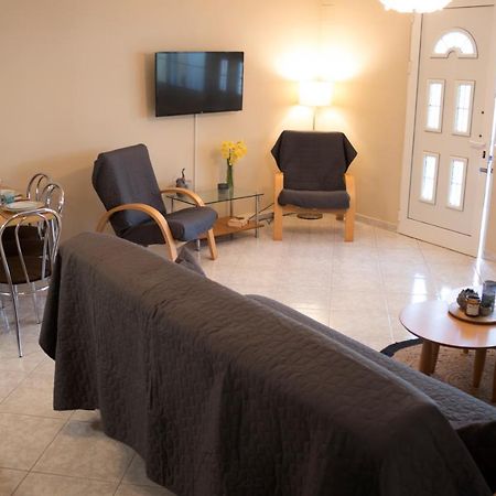 Silene Luxury Apartment Néa Péramos Eksteriør bilde