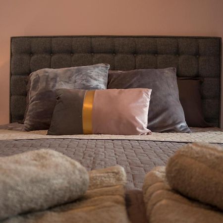 Silene Luxury Apartment Néa Péramos Eksteriør bilde